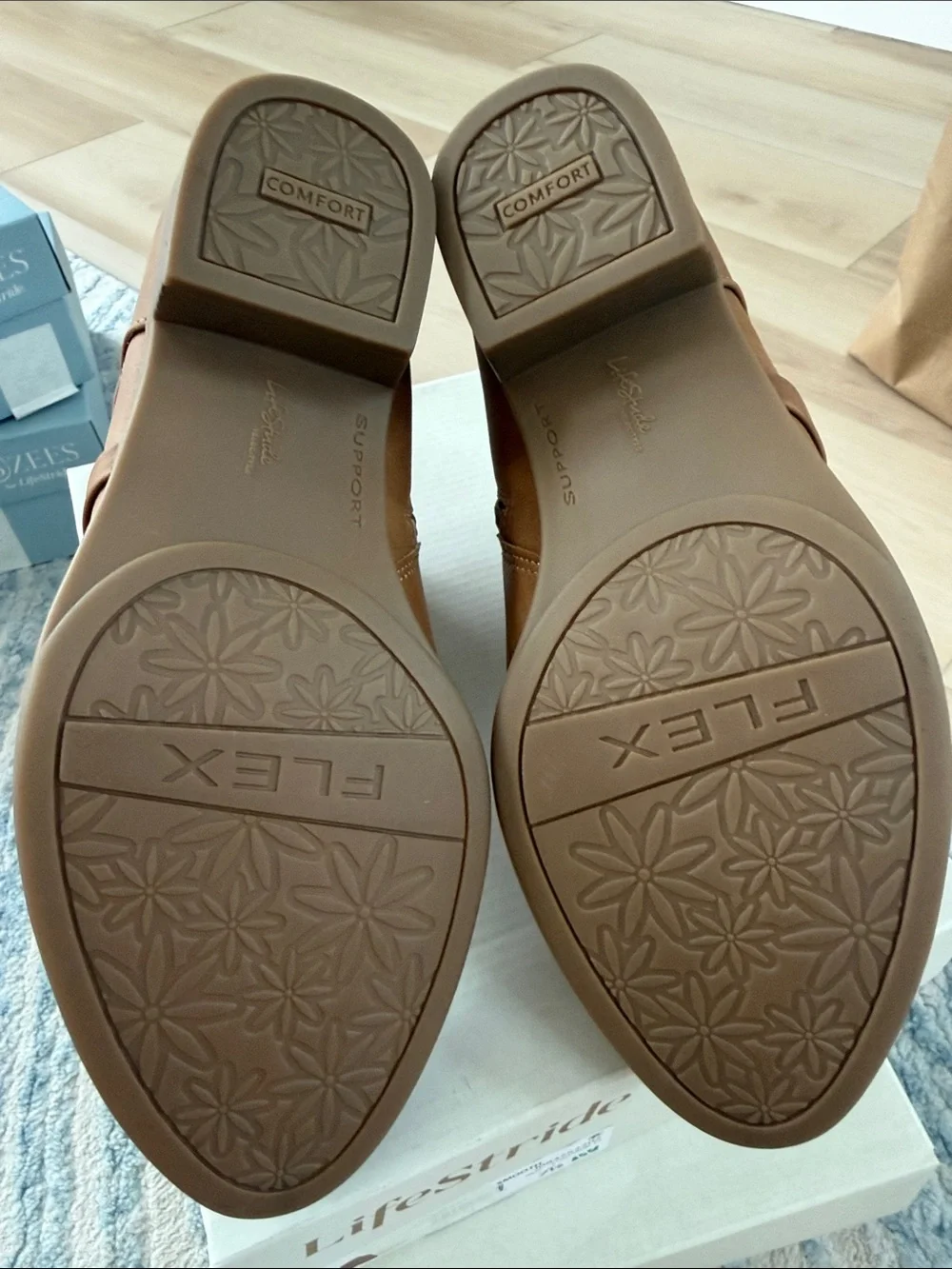 Life Stride chic tan